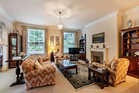 2 bedroom flat for sale, Hillside Park, Sunningdale, Ascot, Berkshire