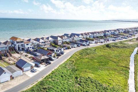 4 bedroom detached house for sale, Coast Road, Pevensey Bay BN24