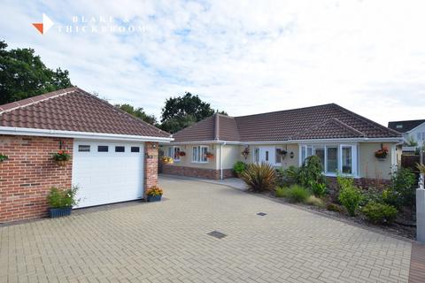 3 bedroom detached bungalow for sale, Avocet Place, Thorrington