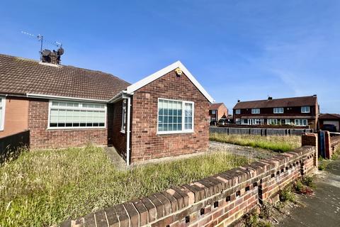 2 bedroom semi-detached bungalow for sale, Honiton Way, Fens