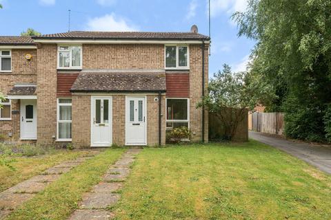 2 bedroom end of terrace house for sale, Stoneybrook, Horsham, West Sussex