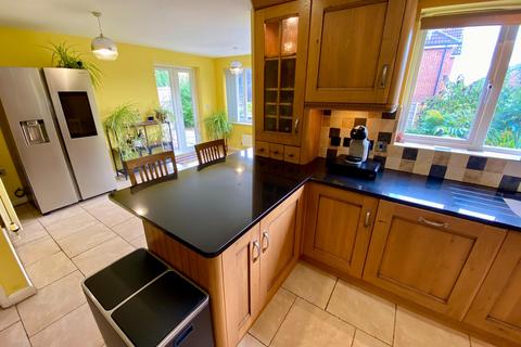 4 bedroom detached house for sale, Lindisfarne Way, Grantham, NG31