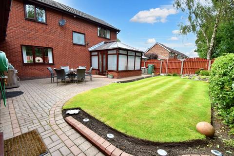 4 bedroom property for sale, Church Meadow, Unsworth, BL9