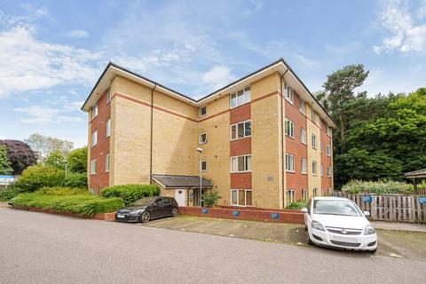 2 bedroom flat for sale, Sutcliffe Close, Stevenage, SG1