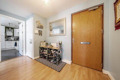 2 bedroom flat for sale, Sutcliffe Close, Stevenage, SG1
