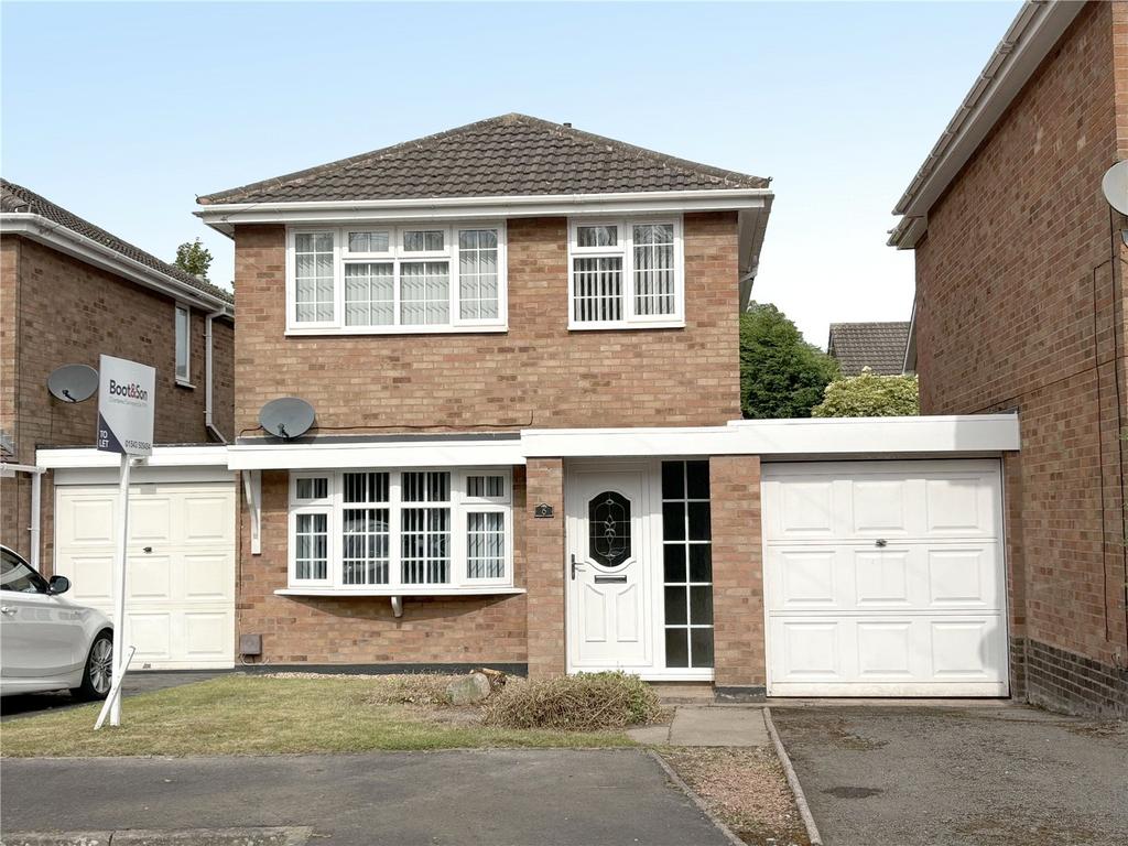 3 bedroom detached house to rent in Walsall