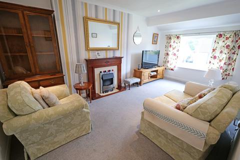 16 Ingleborough Drive, Barnoldswick, BB18 5QB