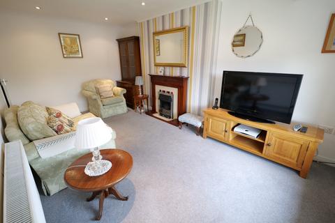 16 Ingleborough Drive, Barnoldswick, BB18 5QB