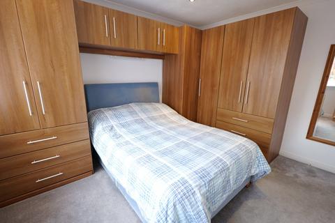 16 Ingleborough Drive, Barnoldswick, BB18 5QB