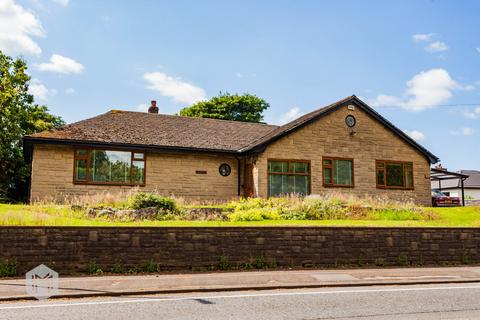 3 bedroom bungalow for sale, Brandlesholme Road, Bury, Greater Manchester, BL8 1DJ