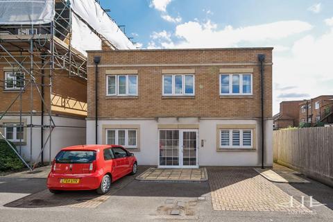 1 bedroom apartment for sale, Bellmaker Mews, Upminster