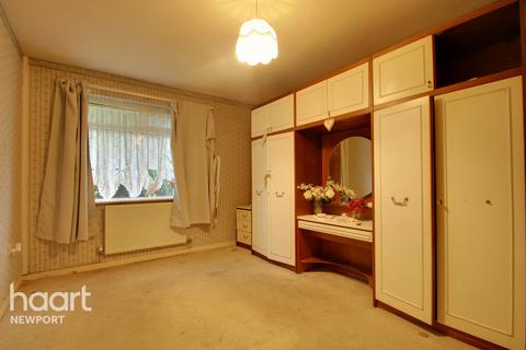 2 bedroom semi-detached bungalow for sale, Aberthaw Circle, Newport