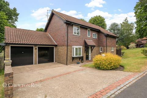 4 bedroom detached house for sale, Geffers Ride, ASCOT