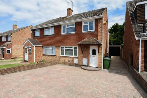 3 bedroom semi-detached house to rent, Barfield, Sutton at Hone, Dartford, DA4