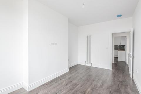 2 bedroom flat to rent, High Street, Boston Spa, Wetherby, West Yorkshire, UK, LS23