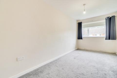 1 bedroom flat for sale, Salisbury Court, Horsforth, Leeds, West Yorkshire, LS18