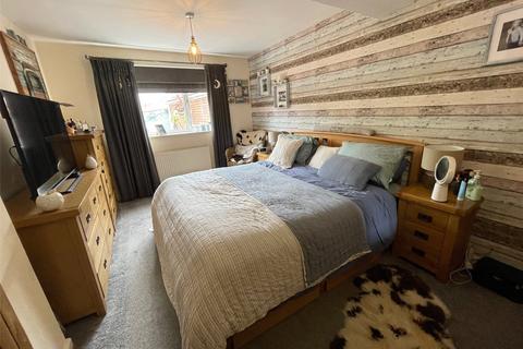 2 bedroom bungalow for sale, Kennedy Close, Hanging Heaton, Dewsbury, WF12