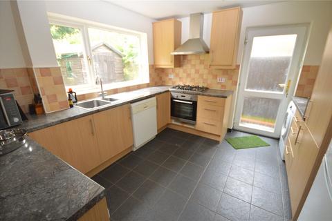 4 bedroom detached house to rent, Brompton Close, Luton, LU3