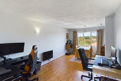 2 bedroom apartment for sale, Tucker Road, Ottershaw, Chertsey, Surrey, KT16