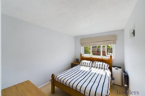 2 bedroom apartment for sale, Tucker Road, Ottershaw, Chertsey, Surrey, KT16