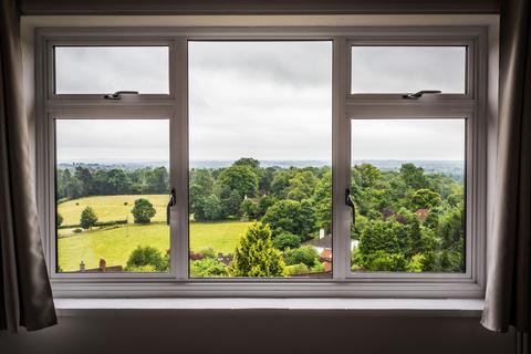 Lynchets The Coombe, Betchworth, RH3 7BT