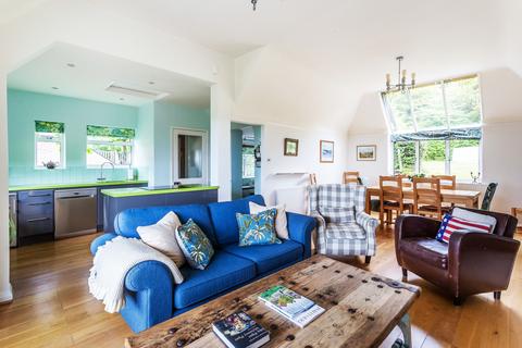 Lynchets The Coombe, Betchworth, RH3 7BT