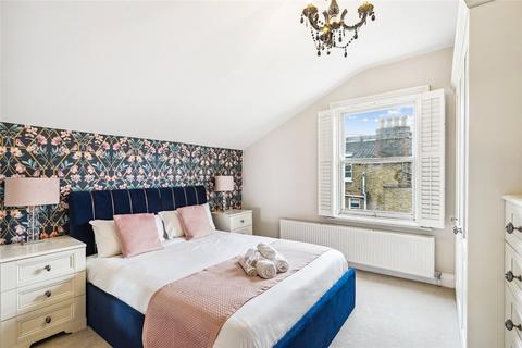 2 bedroom apartment for sale, Clapham Common West Side, London SW4