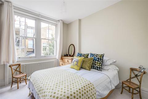 5 bedroom house to rent, Tregarvon Road, London SW11