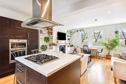 3 bedroom maisonette for sale, Winders Road, London SW11