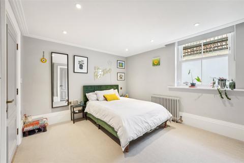 2 bedroom apartment for sale, East Hill, London SW18