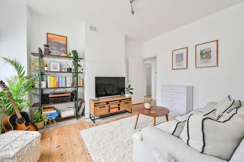 2 bedroom flat for sale, Portland Street, Elephant and Castle, London, SE17