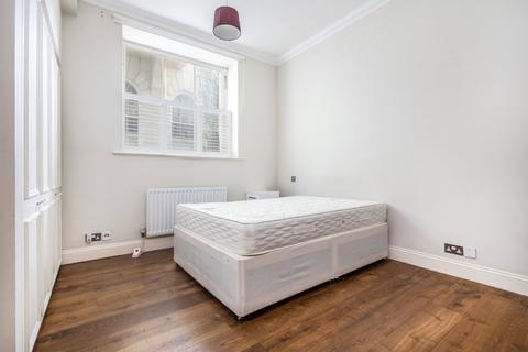 4 bedroom apartment to rent, Imperial Court, London SE11