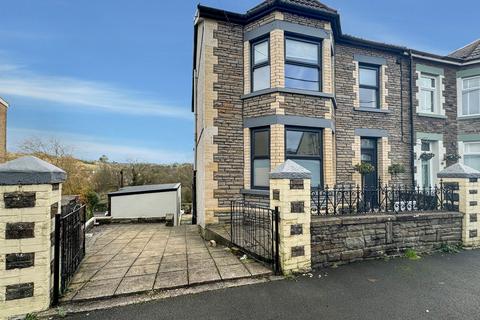 41 Raglan Road, Hengoed, CF82 7LY