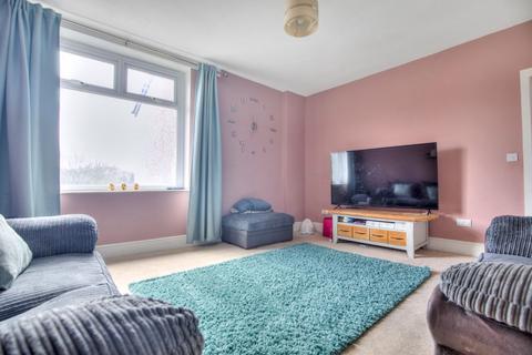 41 Raglan Road, Hengoed, CF82 7LY