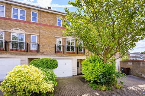 4 bedroom terraced house for sale, Pulteney Close, Isleworth, TW7