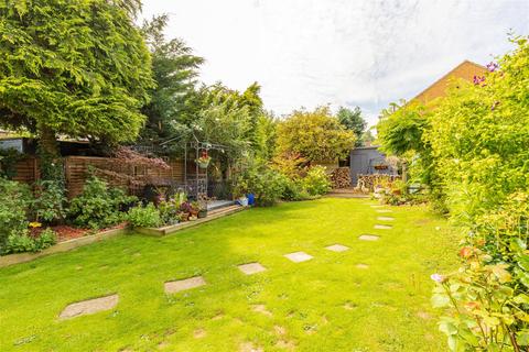 4 bedroom detached house for sale, Elizabeth Road, Godalming GU7