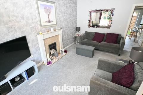 8 Morland Place, Birmingham, B31 2PF