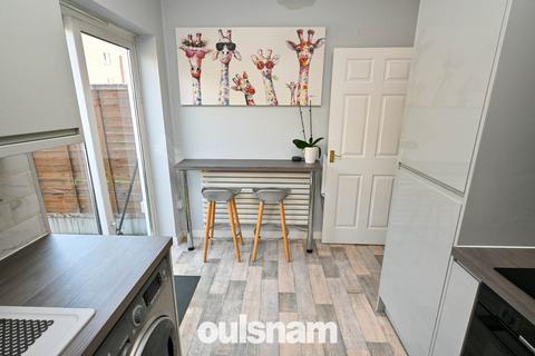 8 Morland Place, Birmingham, B31 2PF