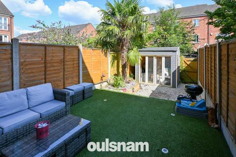 8 Morland Place, Birmingham, B31 2PF