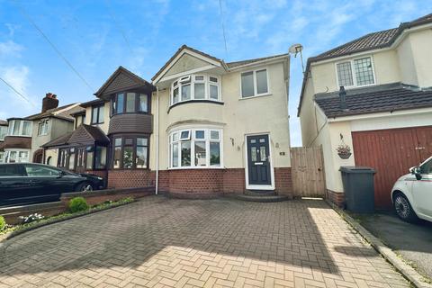 3 bedroom semi-detached house for sale, Beechwood Avenue, Wolverhampton WV11