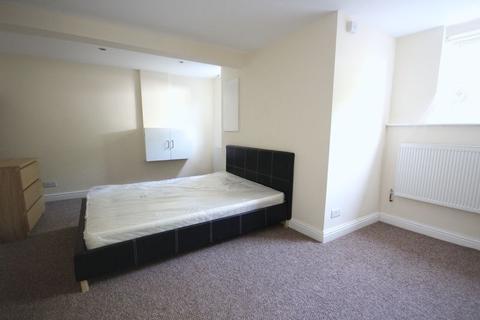 3 bedroom house to rent - Stanmore Avenue, Burley, LEEDS