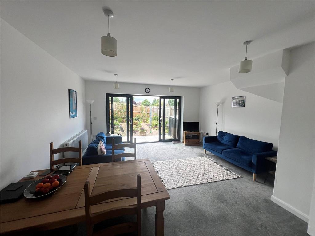 Sitting Room 4