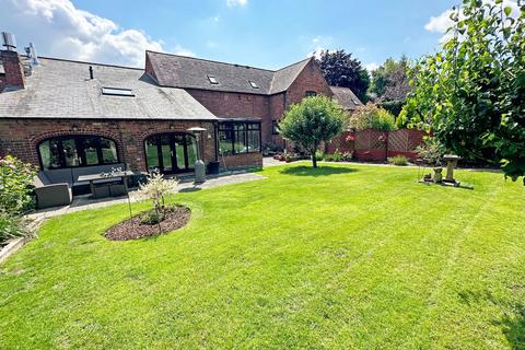 4 bedroom barn conversion for sale, Houndsfield Court, Houndsfield Lane, Wythall, B47 6LX