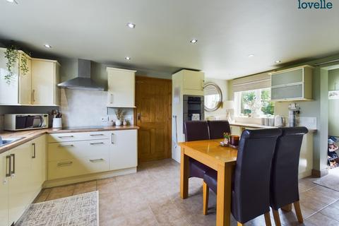4 bedroom end of terrace house for sale, Grundys Lane, Minting, LN9