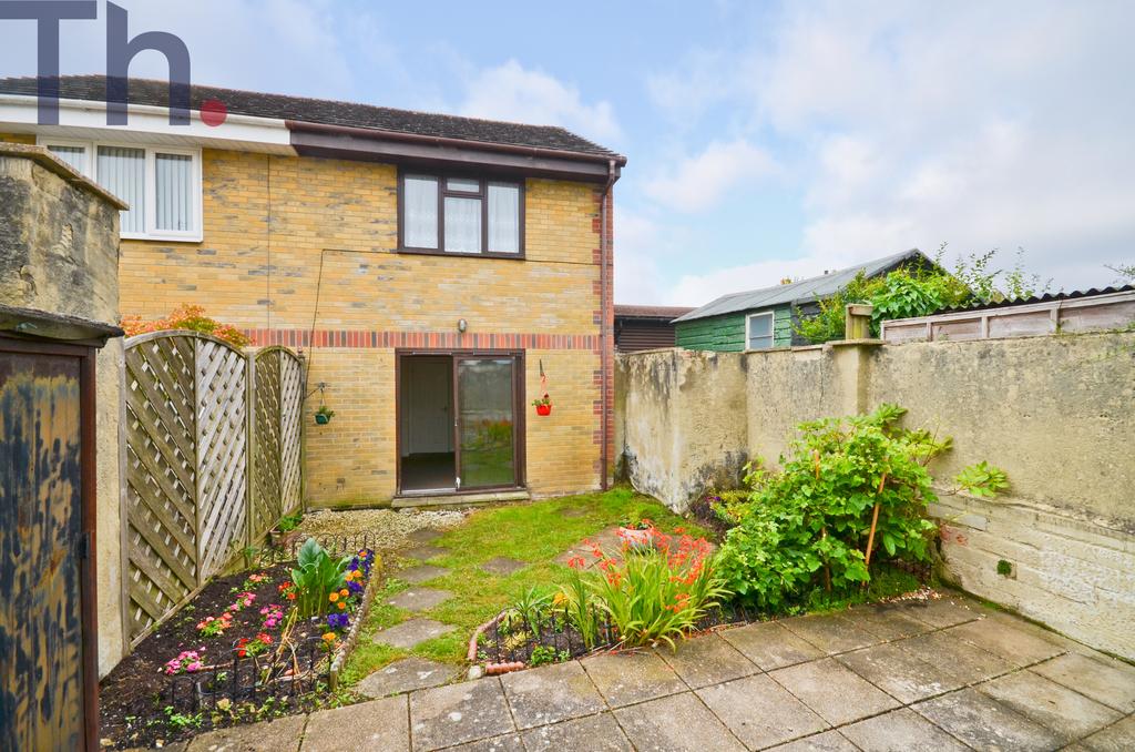Rear Elevation & Garden.JPG