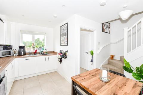 2 bedroom terraced house for sale, Sinclair Drive, Codmore Hill, Pulborough, West Sussex