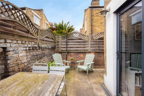 20 Arbery Road, London, E3 5DD