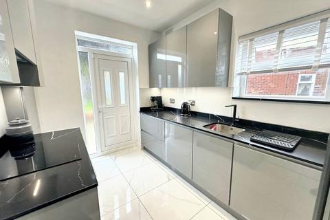 3 bedroom semi-detached house for sale, Carr Avenue, Prestwich, M25