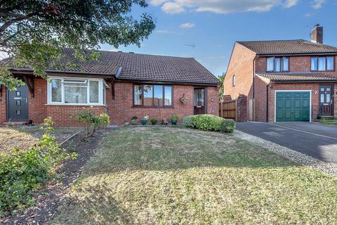 2 bedroom semi-detached house for sale, John Betjeman Close, Malmesbury, SN16