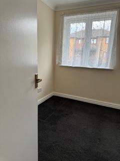 2 bedroom terraced house to rent, Thomas Cribb Mews, London E6